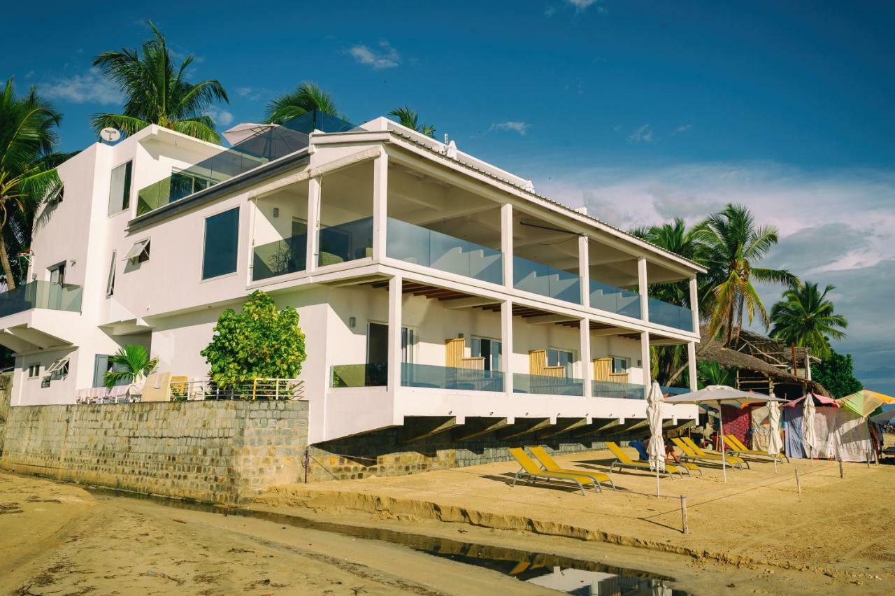 Etoile Blanche Bed and Breakfast Nosy-Be Buitenkant foto